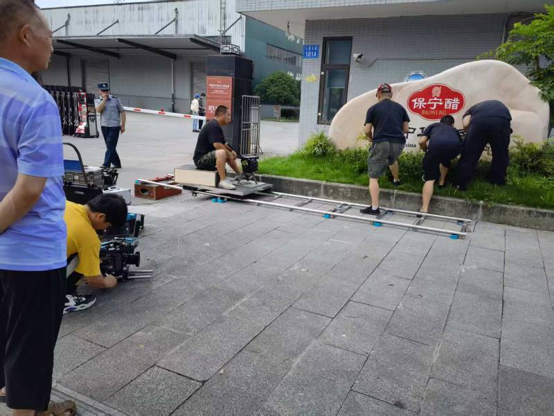 乌马河区广告片拍摄公司核心优势：全流程服务，让品牌广告片省心更出彩